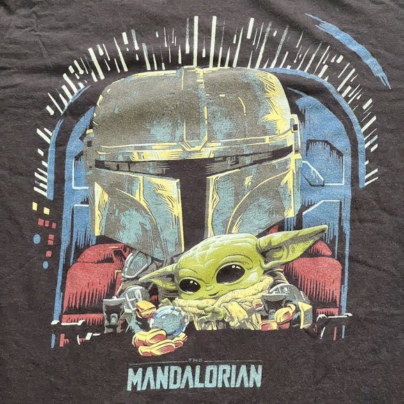 Funko Pop The Mandalorian T-shirt BABY YODA Mens Size M Black Tee - Picture 5 of 7